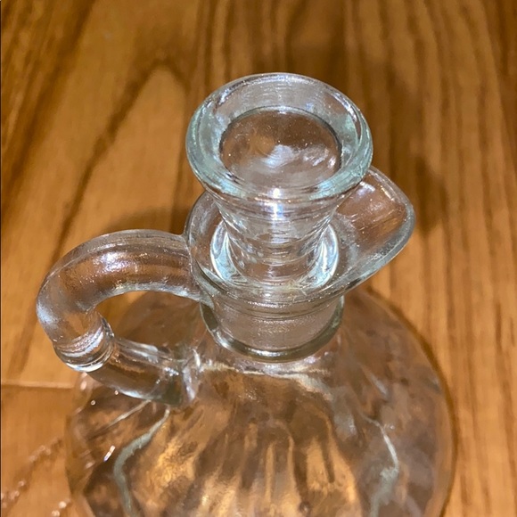 Vintage Anchor Hocking Collectible Glass Cruet - Picture 2 of 7